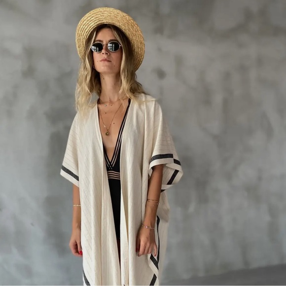 The Loomia Other - The Loomia Silvia Kimono  Beach Cover-Up New